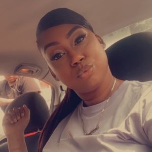 Meet your Posher, Posh